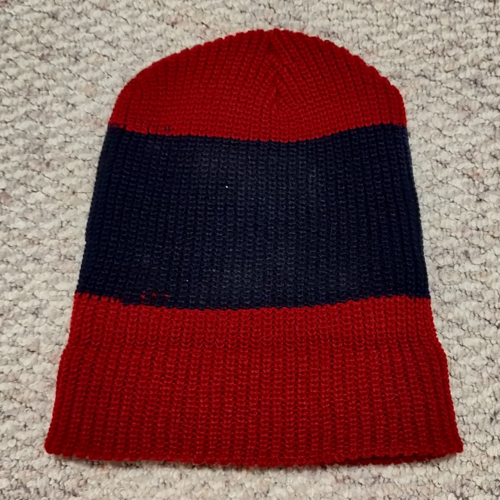 Winter hat - Picture 3 of 4